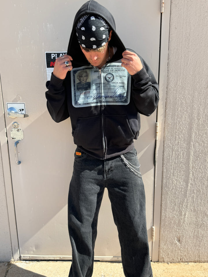 BLACK "MARILYN" ZIP