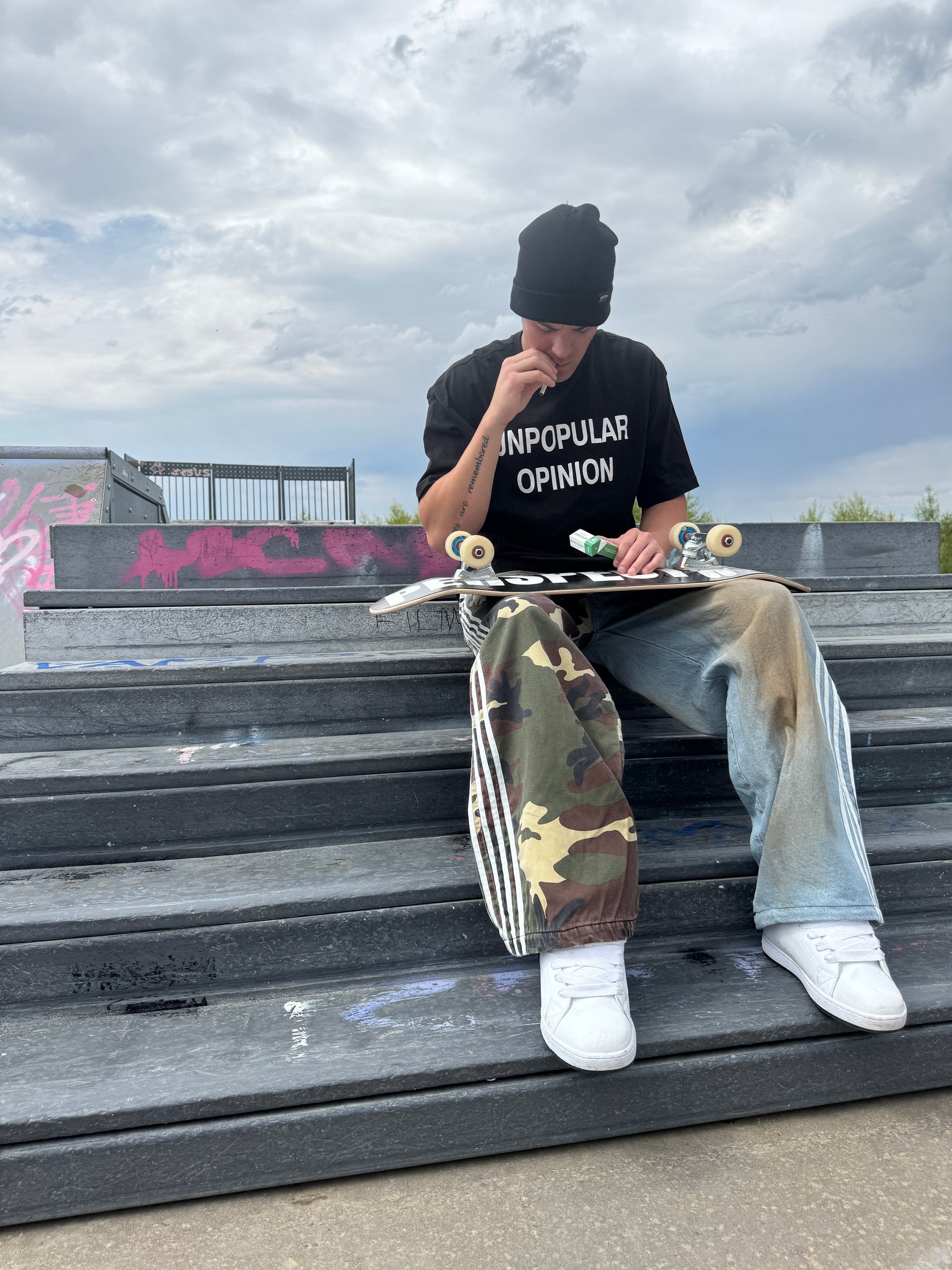 UNPOPULAR OPINION TEE